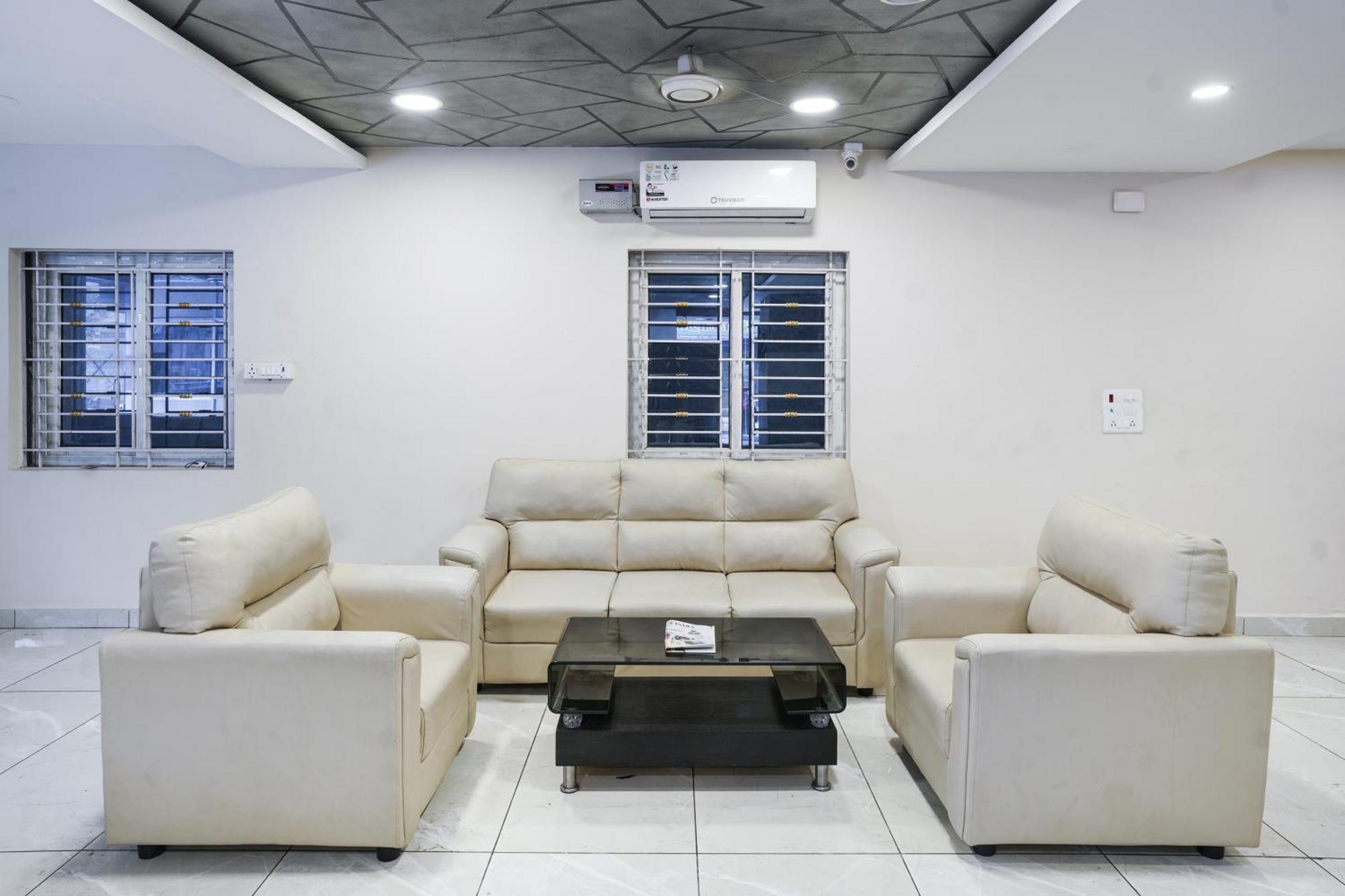 Oyo Flagship Pawan Park Hotel Vellore Exterior photo